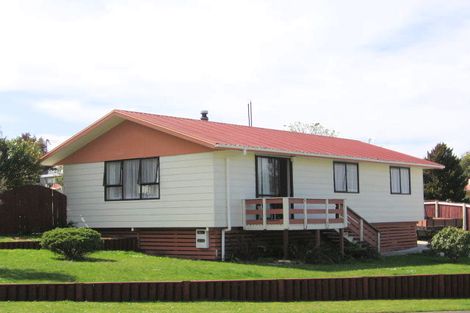 Photo of property in 5 Crystal Place, Pukehangi, Rotorua, 3015