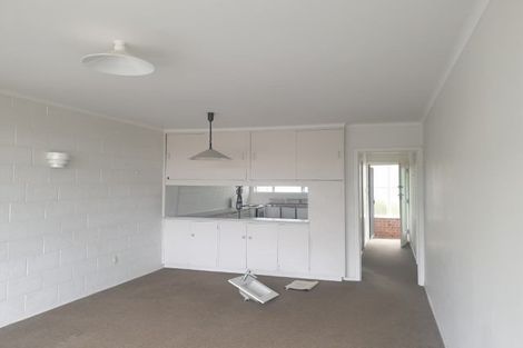Photo of property in 1/23a Hillsborough Road, Hillsborough, Auckland, 1042