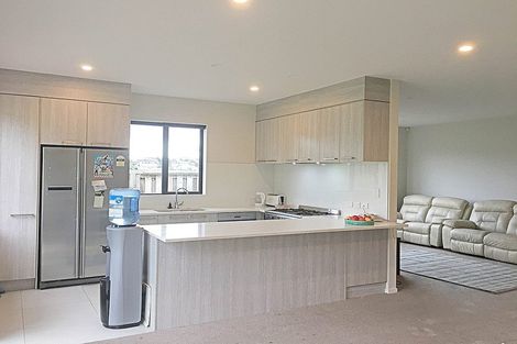 Photo of property in 8 Stile Place, Pukekohe, 2120