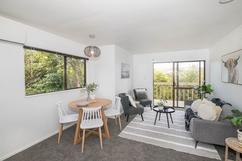 Photo of property in 43 Montgomery Avenue, Karori, Wellington, 6012