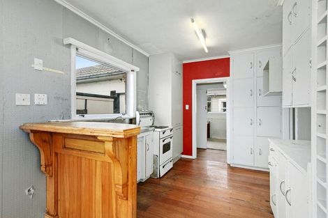 Photo of property in 142 Main Road, Tawa, Wellington, 5028