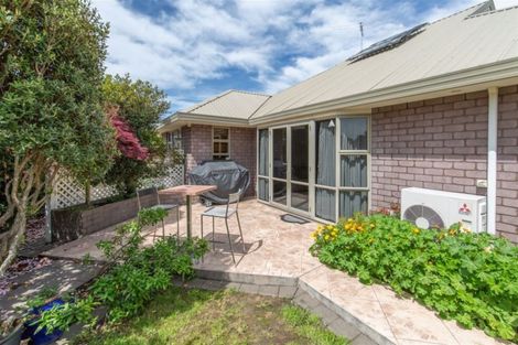 Photo of property in 23 Middleton Road, Upper Riccarton, Christchurch, 8041