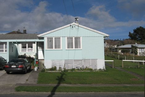 Photo of property in 118-120 Hampshire Street, Cannons Creek, Porirua, 5024