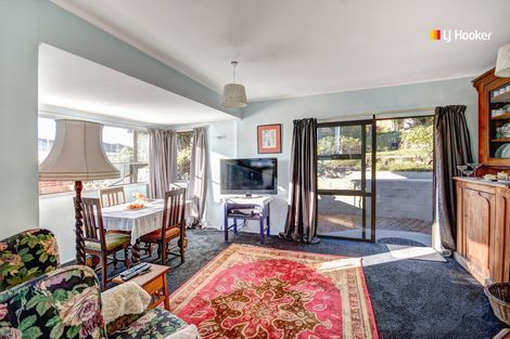 Photo of property in 34 Bayne Terrace, Macandrew Bay, Dunedin, 9014
