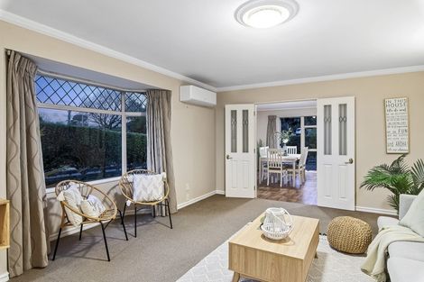 Photo of property in 10 Tiromoana Road, Raumati South, Paraparaumu, 5032