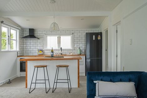 Photo of property in 9 Dickson Street, Macandrew Bay, Dunedin, 9014