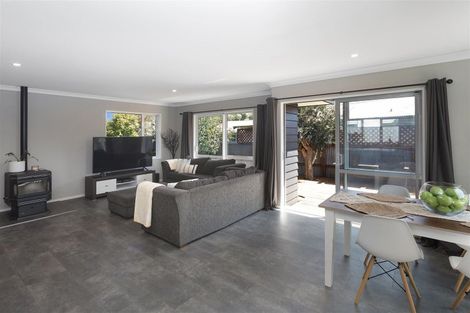 Photo of property in 33 Bracebridge Street, Kaiapoi, 7630