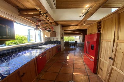 Photo of property in 9 Laingrange Place, Laingholm, Auckland, 0604