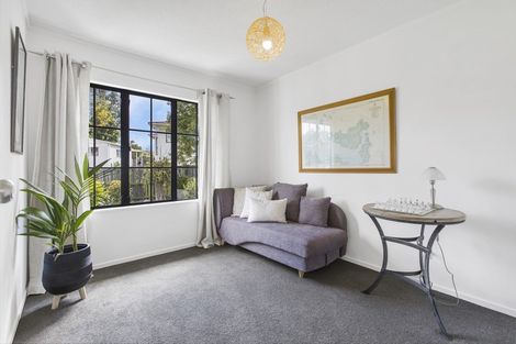 Photo of property in 15 Marendellas Drive, Bucklands Beach, Auckland, 2014