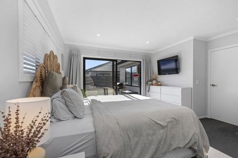 Photo of property in 53 Buddle Road, Wallaceville, Upper Hutt, 5018