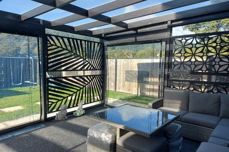 Photo of property in 11 Josland Lane, Wallaceville, Upper Hutt, 5018