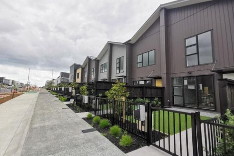 Photo of property in 73 Manarini Road, Westgate, Auckland, 0614