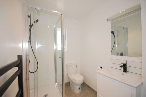Photo of property in 8/644 Pakuranga Road, Howick, Auckland, 2010