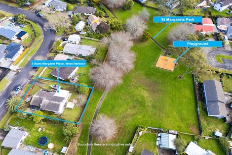 Photo of property in 3 St Margaret Place, West Harbour, Auckland, 0618