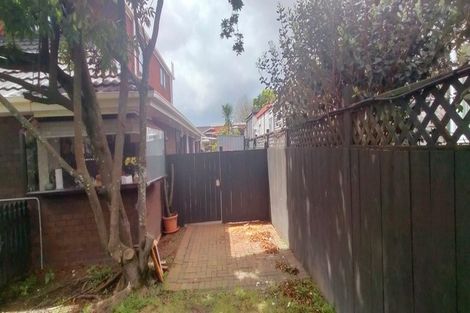 Photo of property in 43 Barnhill Crescent, Pahurehure, Papakura, 2113