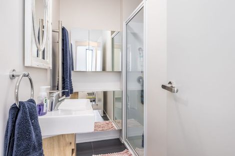 Photo of property in 5e Geddes Terrace, Avondale, Auckland, 1026