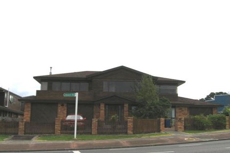 Photo of property in 1/996 Beach Road, Torbay, Auckland, 0630