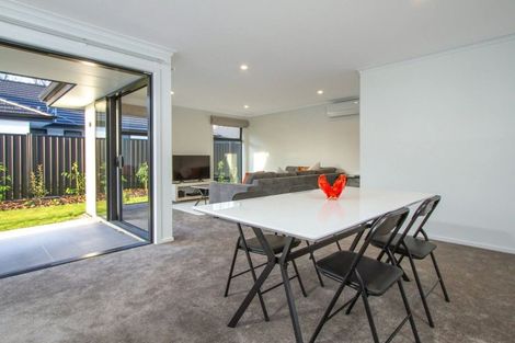 Photo of property in 33 Oakdale Grove, Richmond, 7020