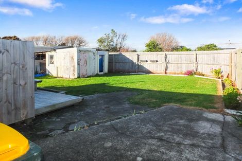 Photo of property in 11 Thomas Place, Foxton Beach, Foxton, 4815