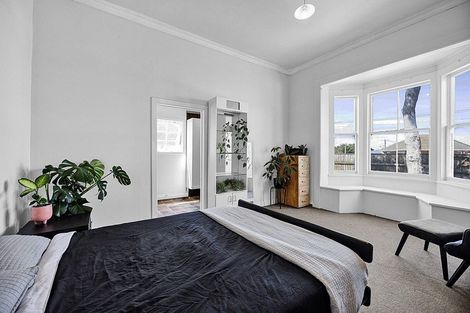 Photo of property in 5 Tawhiti Road, Hawera, 4610