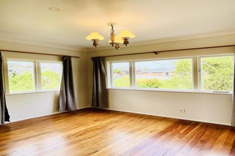 Photo of property in 57 Savoy Road, Glen Eden, Auckland, 0602