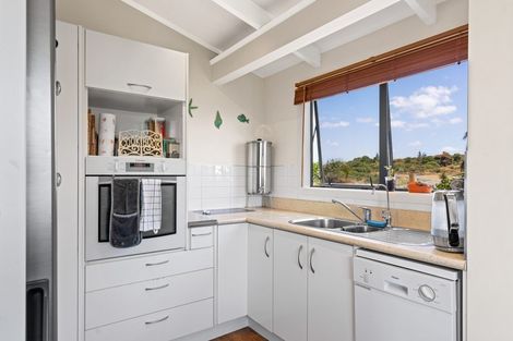 Photo of property in 128 Bream Bay Drive, Ruakaka, 0116