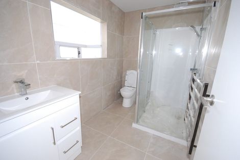 Photo of property in 2/52 Cherry Road, Bucklands Beach, Auckland, 2014