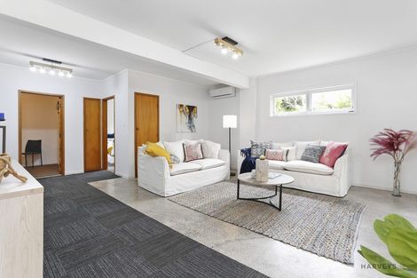 Photo of property in 201 Godley Road, Titirangi, Auckland, 0604