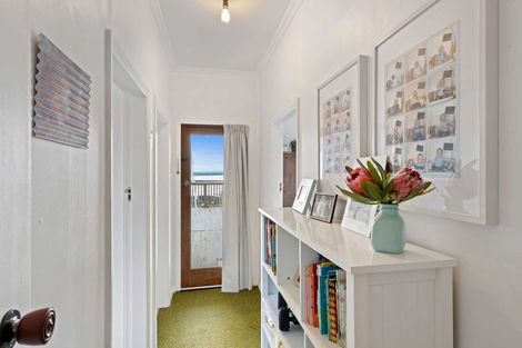 Photo of property in 22 Esplanade, Kaka Point, Balclutha, 9271