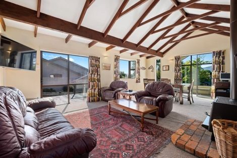 Photo of property in 6a Bills Way, Wanaka, 9305
