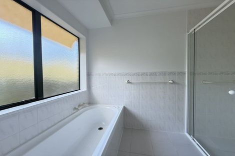 Photo of property in 44 Princeton Parade, Albany, Auckland, 0632