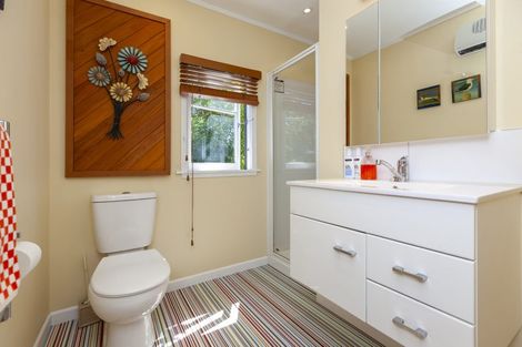 Photo of property in 12 Karekare Road, Raumati South, Paraparaumu, 5032