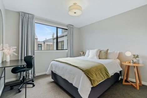 Photo of property in 2 Jacks Point Rise, Jacks Point, Queenstown, 9371