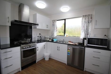 Photo of property in 11 Renoir Avenue, Belmont, Lower Hutt, 5010