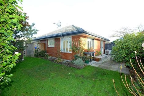 Photo of property in 2/74 Russley Road, Russley, Christchurch, 8042