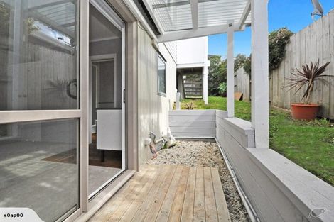 Photo of property in 20a Corunna Road, Milford, Auckland, 0620