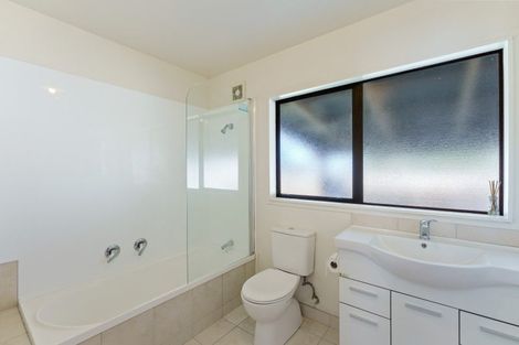 Photo of property in 109a Arawhata Road, Paraparaumu, 5032