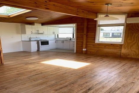 Photo of property in 112 Ngarara Road, Waikanae, 5036