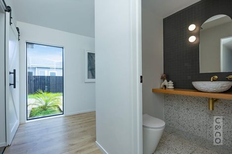 Photo of property in 7 Robert Might Road, Kumeu, 0810