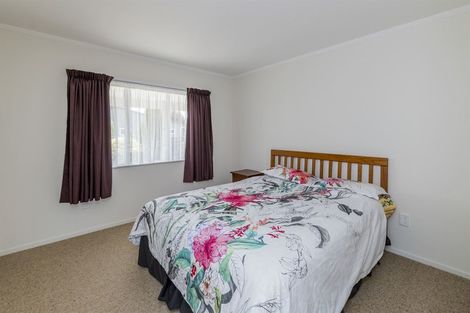 Photo of property in 23 Tobys Way, Waikanae Beach, Waikanae, 5036