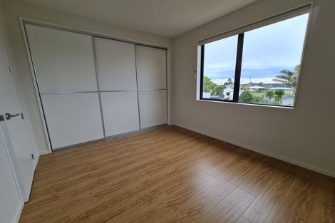 Photo of property in 9a Becroft Drive, Forrest Hill, Auckland, 0620