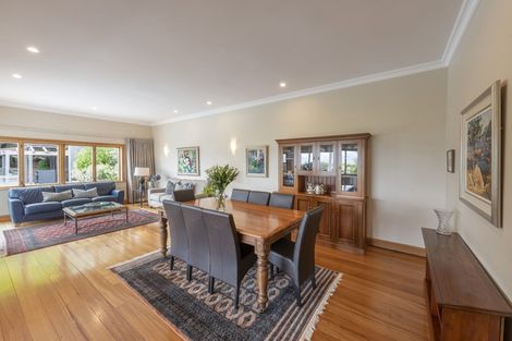 Photo of property in 17 Beere Haven Road, Seatoun, Wellington, 6022