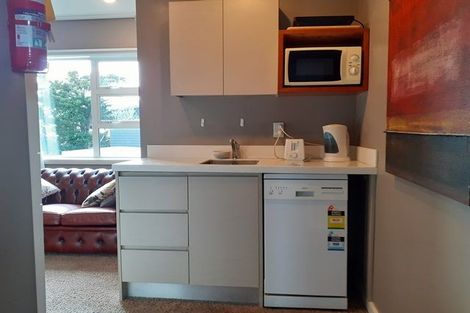 Photo of property in 176c Fitzherbert Avenue, West End, Palmerston North, 4410