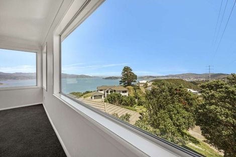 Photo of property in 109 Black Rock Road, Newlands, Wellington, 6037
