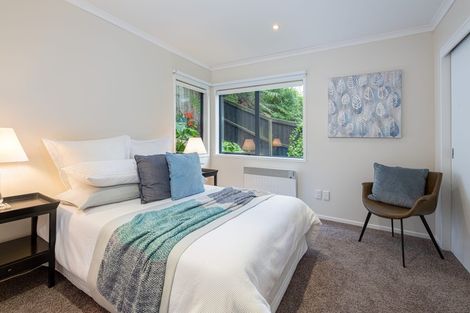 Photo of property in 21a Ridge Road, Waiake, Auckland, 0630