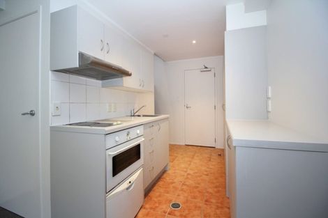 Photo of property in 20a/30 Westward Ho, Glen Eden, Auckland, 0602