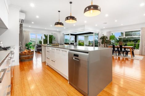 Photo of property in 32 Pacific View, Whitby, Porirua, 5024