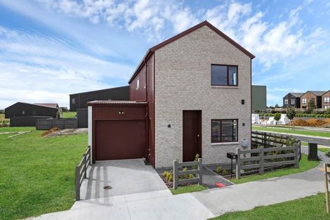 Photo of property in 49 Maungakaraka Road, Karaka, 2580
