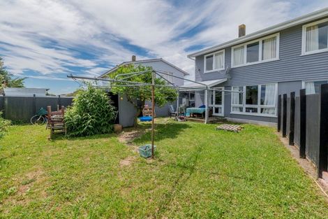 Photo of property in 18 Mahoe Street, Levin, 5510