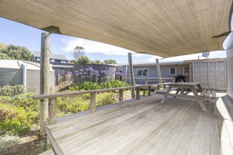 Photo of property in 7 Palm Parade, Riversdale Beach, Masterton, 5872